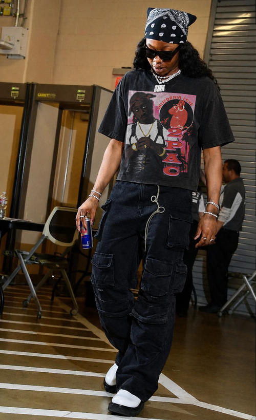 Model wearing the 2Pac California Love tee